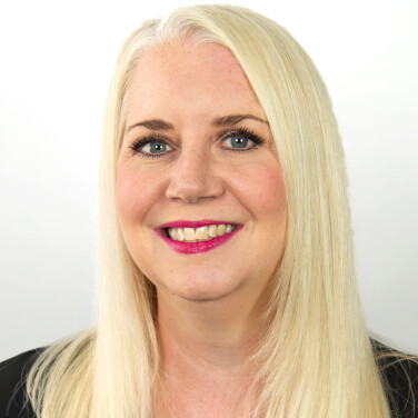 Lorraine Bruce