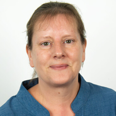 Leanne Deakin